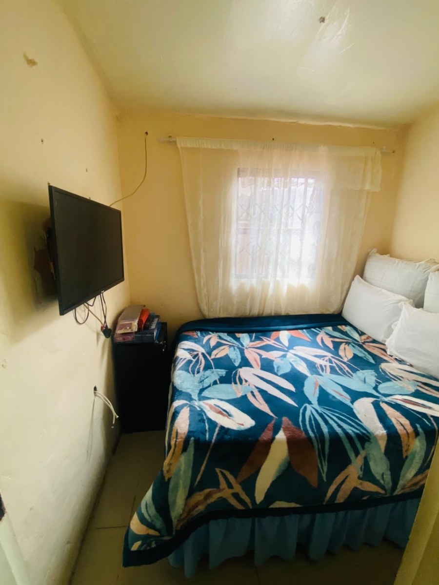3 Bedroom Property for Sale in Harare Western Cape